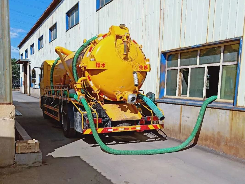 虎踞关厂区化粪池清理